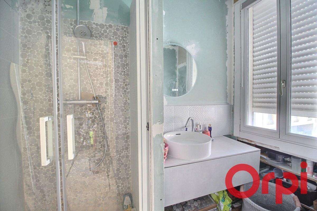 Appartement à MARSEILLE-7E