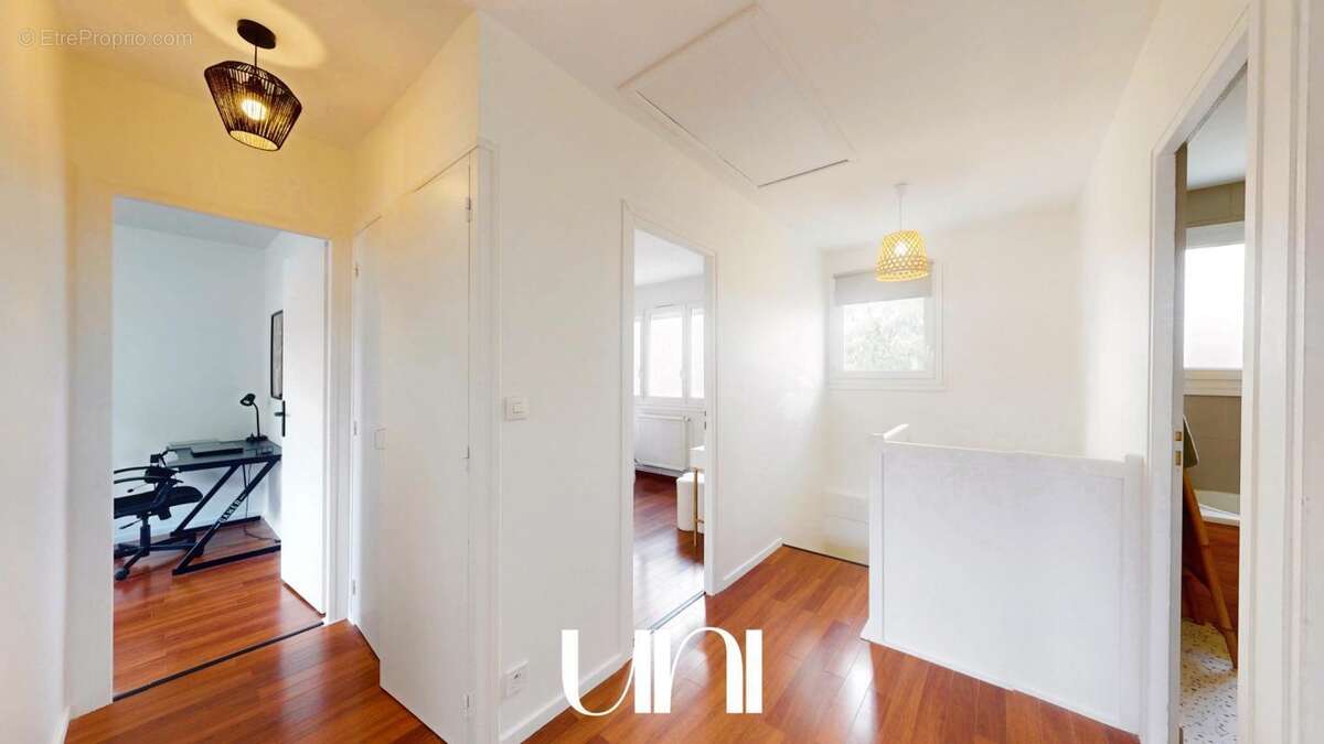 Maison à SAINT-PIERRE-SUR-DIVES