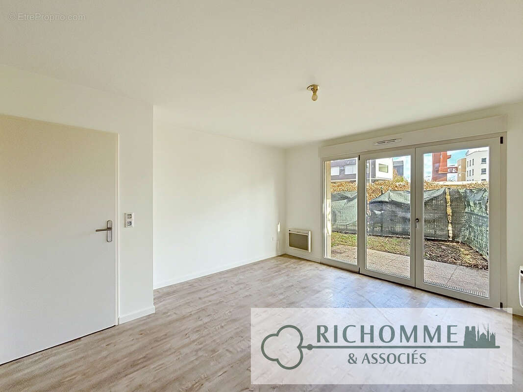 Appartement à BEZANNES