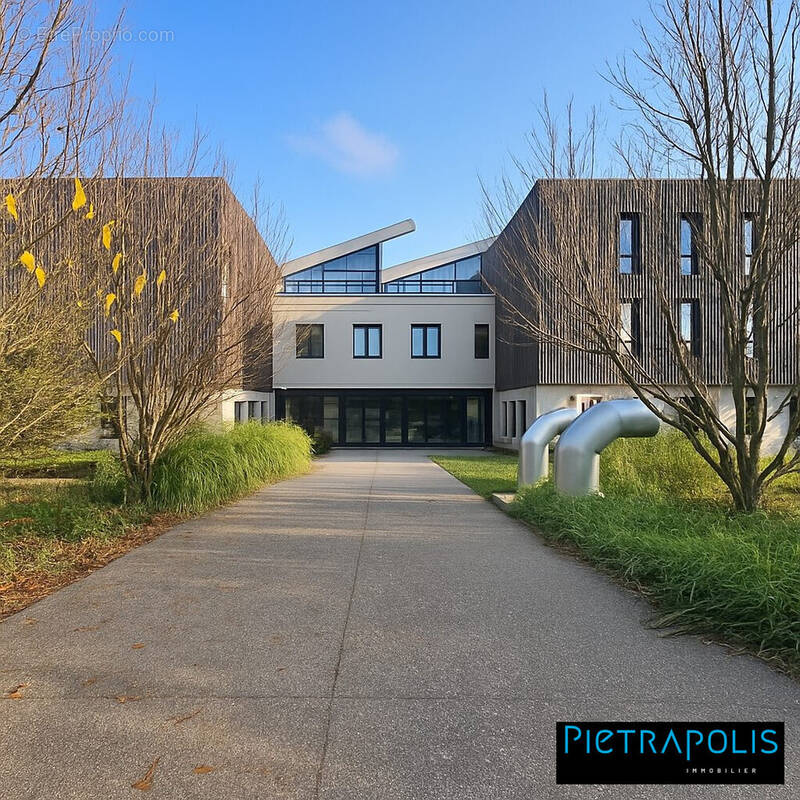 Commerce à SAINT-PRIEST