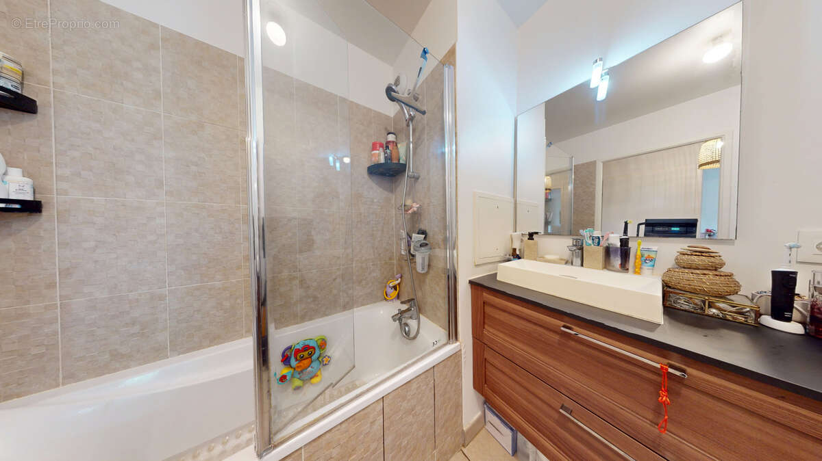 Appartement à EPINAY-SUR-SEINE