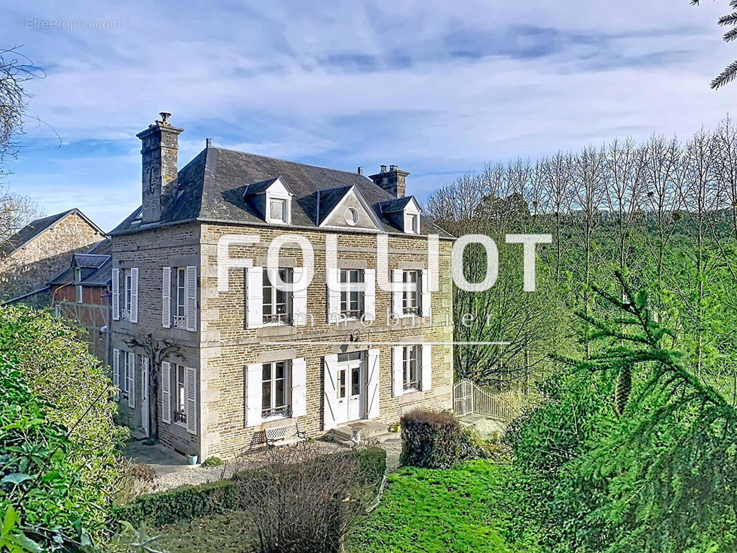 Maison à MENIL-HUBERT-SUR-ORNE