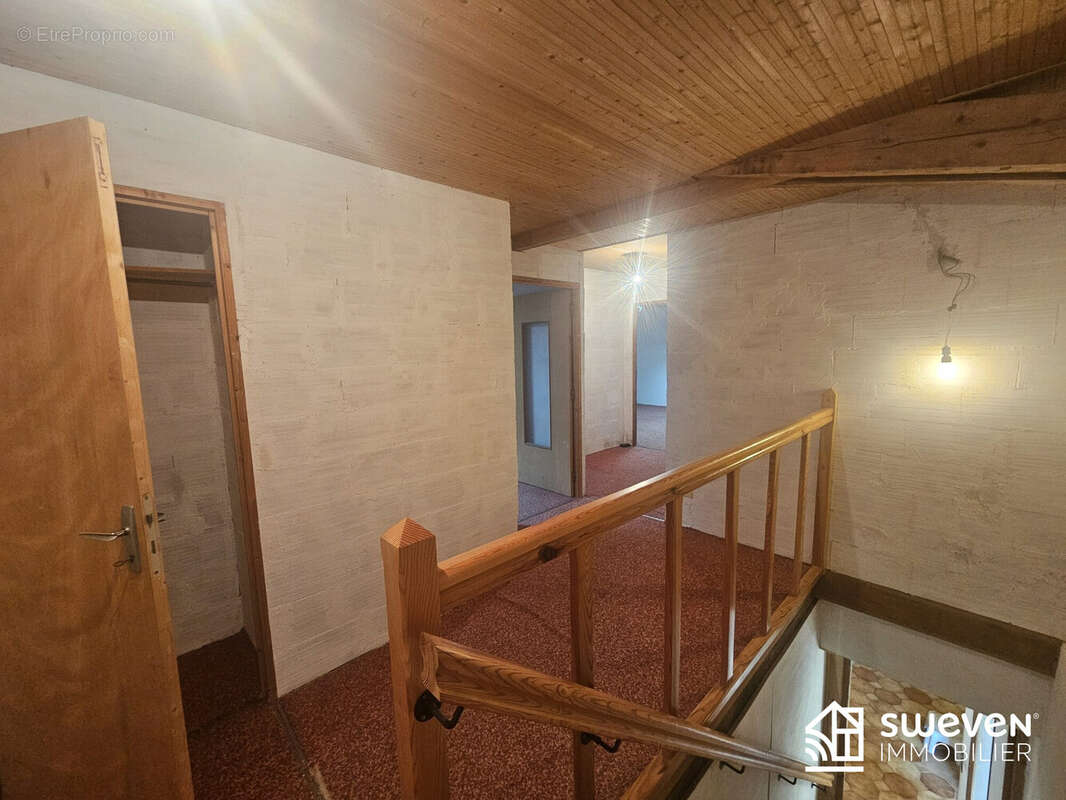 Maison à LABARTHE-SUR-LEZE