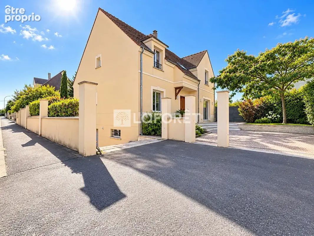 Montesson - maison d'architecte 183 m² - 4 chambres - jardin - garage 3 voitures - photo 1