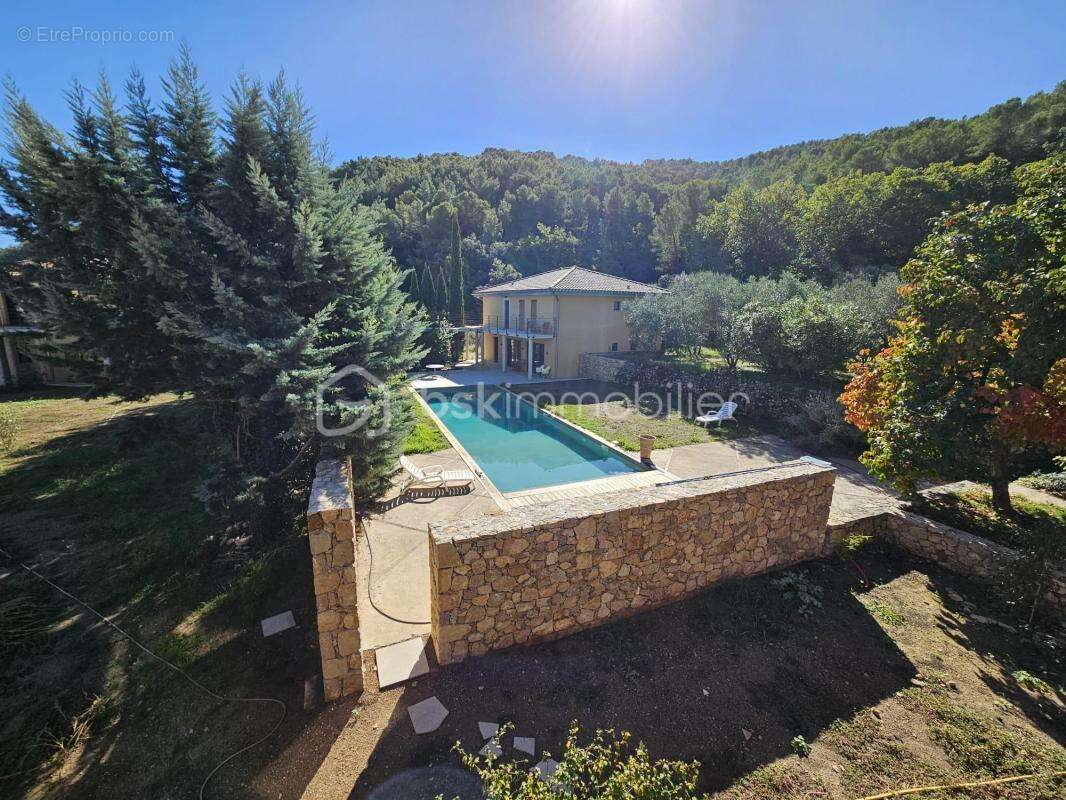 Appartement à DRAGUIGNAN