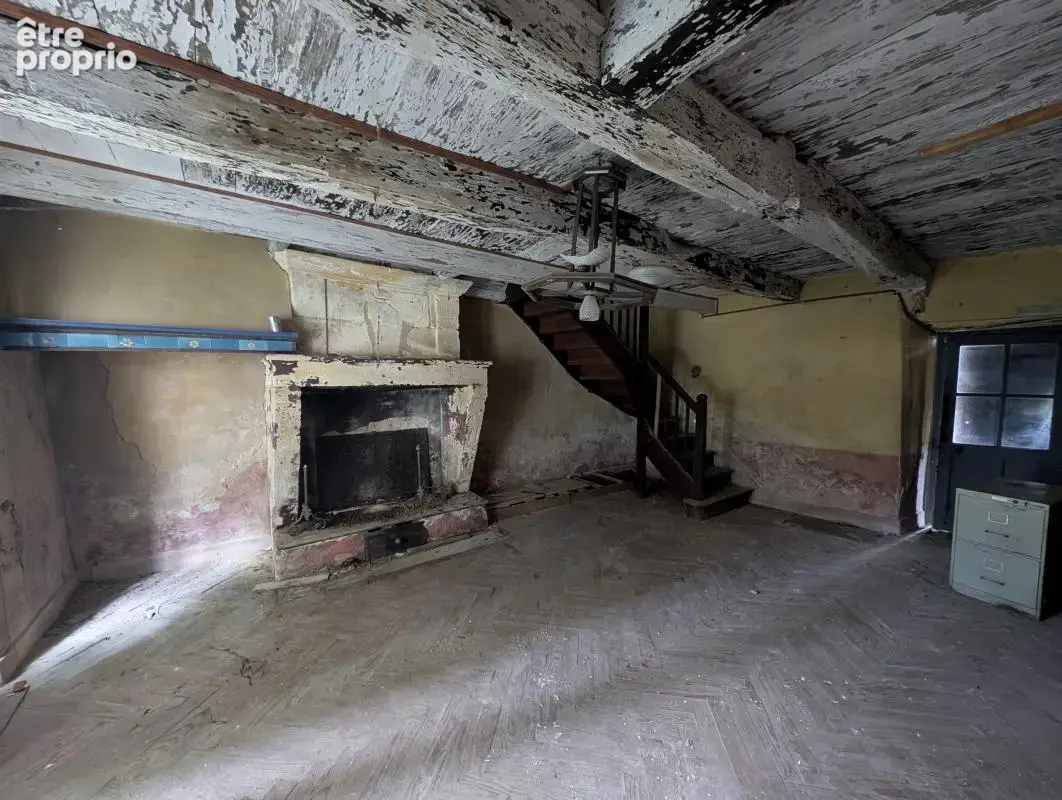 FARGUES-SAINT-HILAIRE – Maison à rénover de 130 m² sur 625 m² de terrain 150 000€ - photo 7