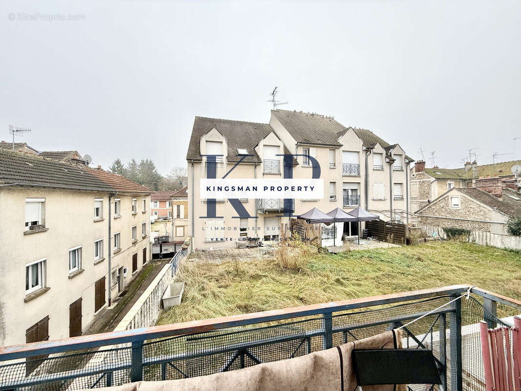 Appartement à CORBEIL-ESSONNES