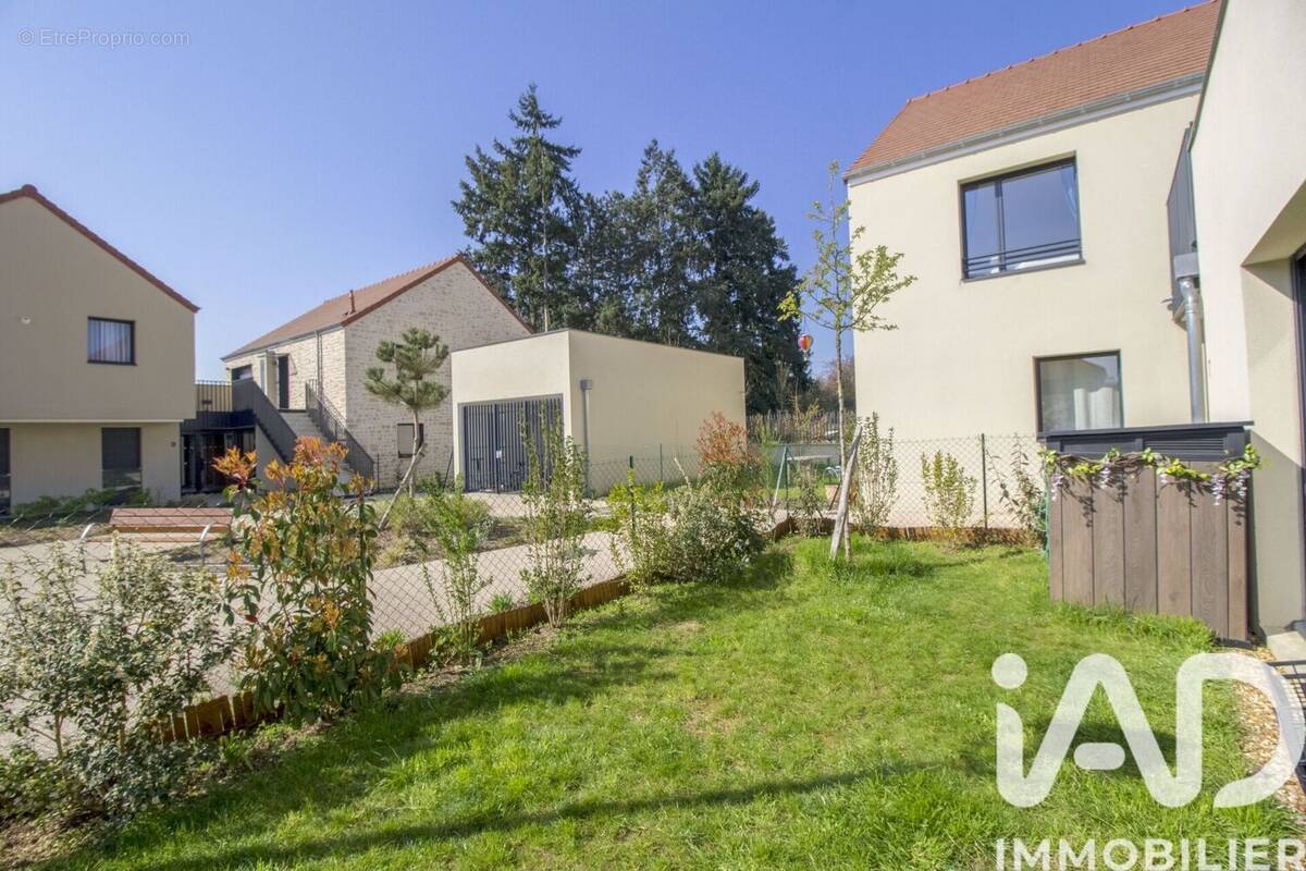 Photo 1 - Appartement à CRESPIERES