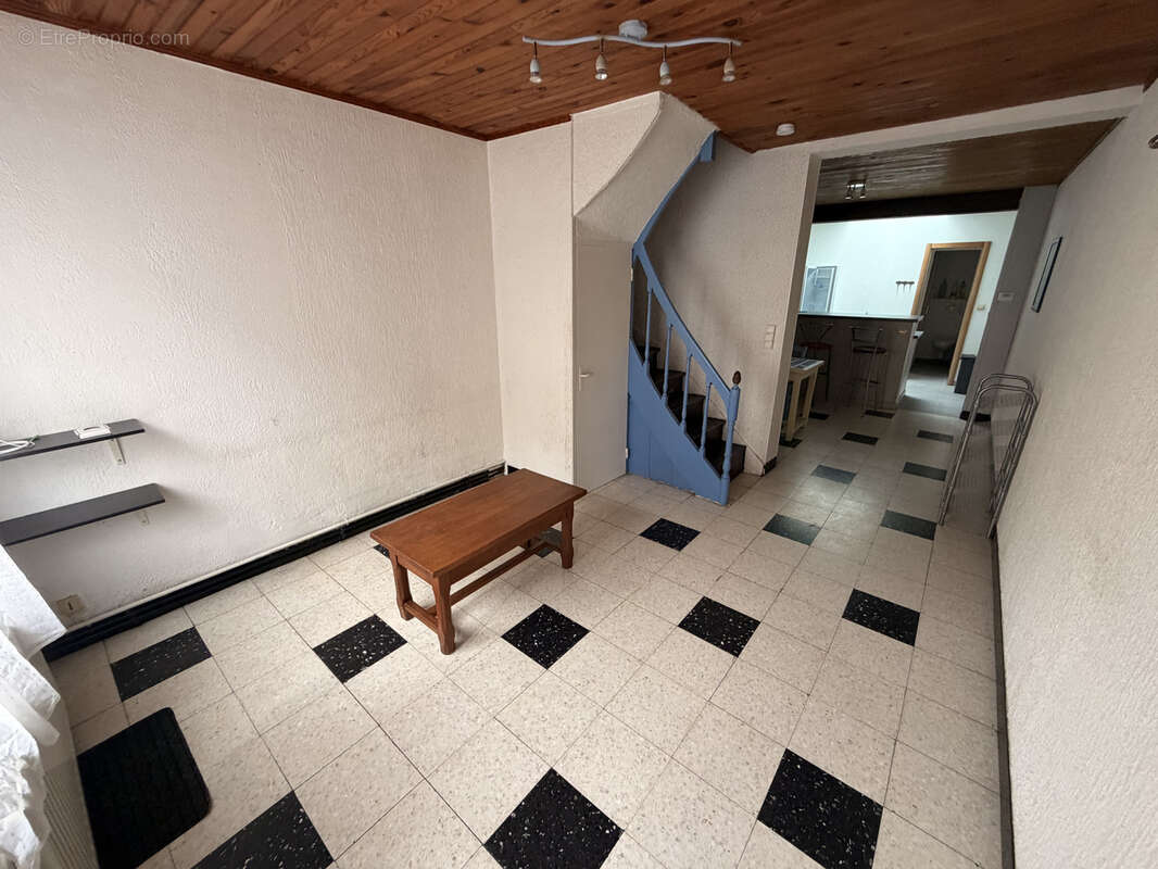 Maison de 63m2 en vente 139000 € à Amiens - photo 2