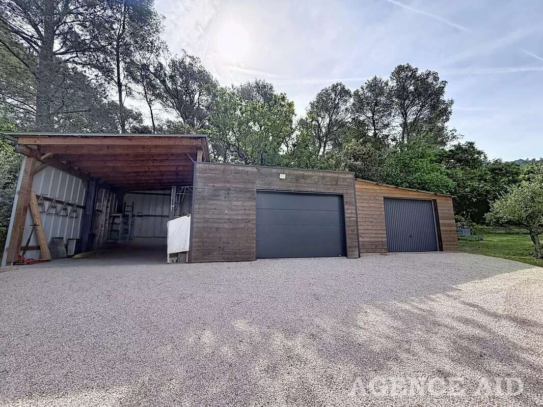 Maison à CUGES-LES-PINS