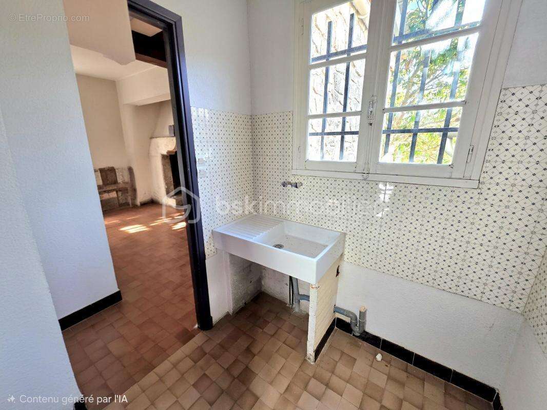 Commerce à SAINT-MARTIN-D&#039;ARDECHE