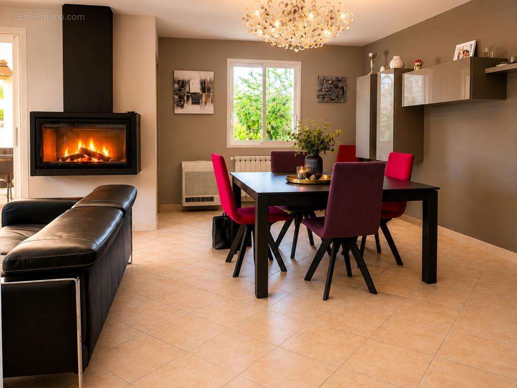 Maison 188 m² à Ribaute-Les-Tavernes  - photo 3