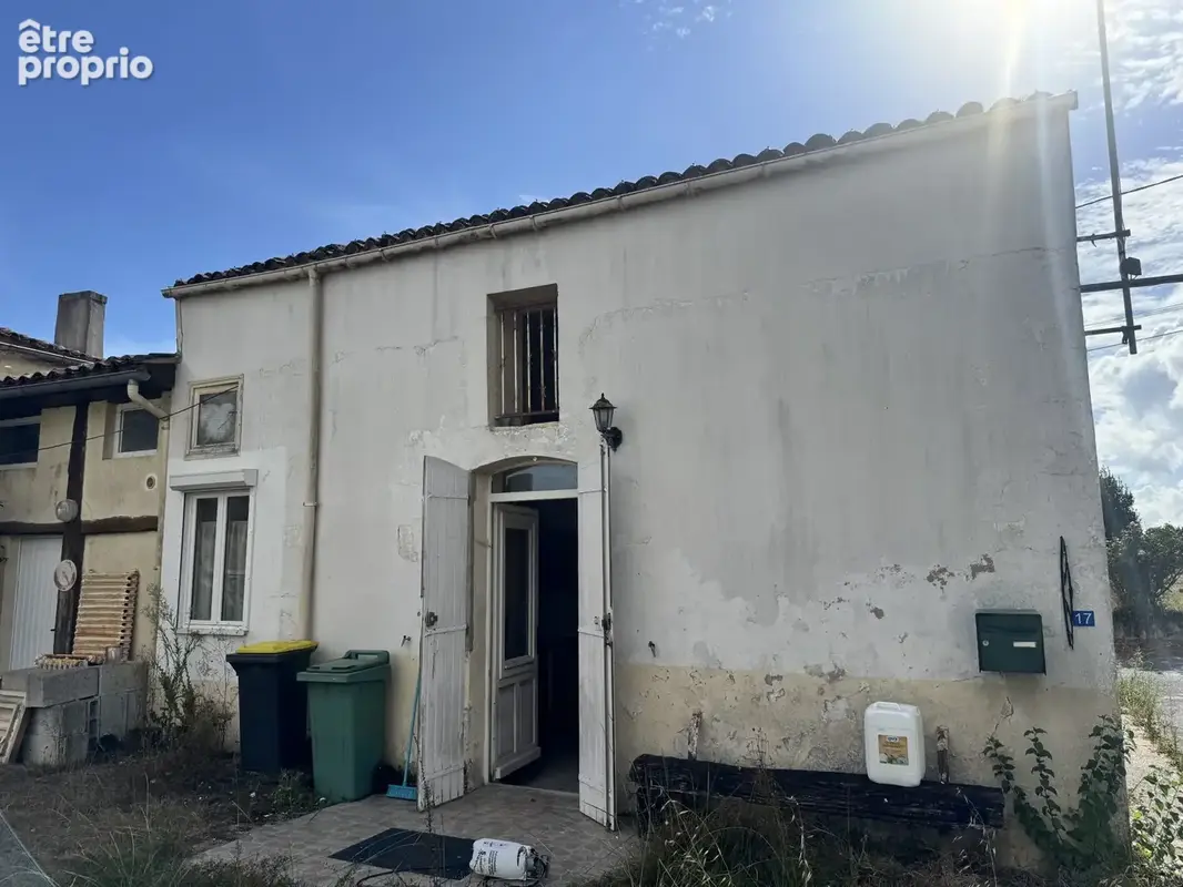Maison à COZES