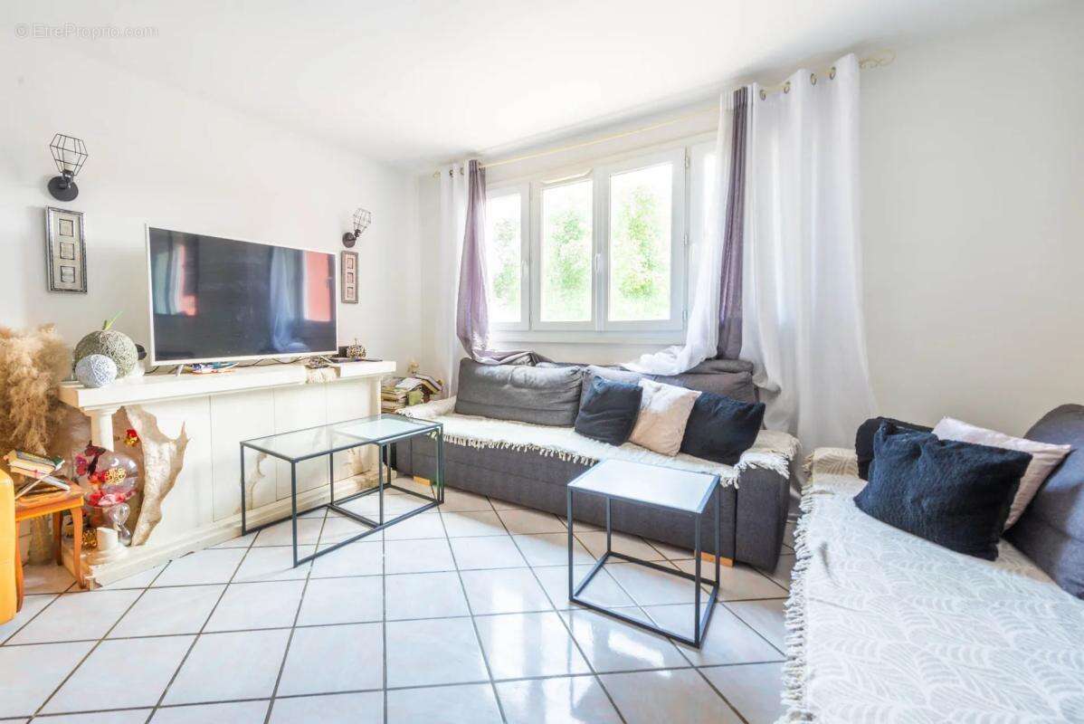 Appartement à LIVRY-GARGAN