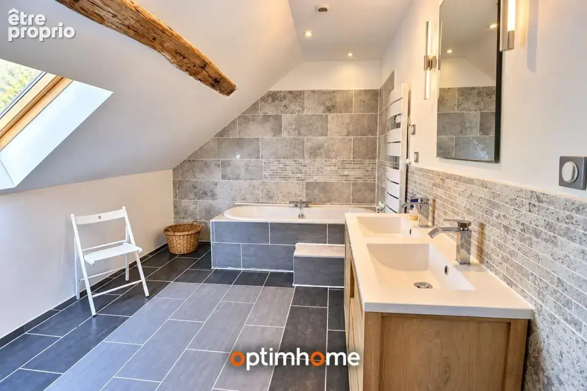 Moulin du XIIIe siècle – 600 m² – 20 couchages – Fort potentiel gîtes / événementiel – 1h de Paris - photo 19
