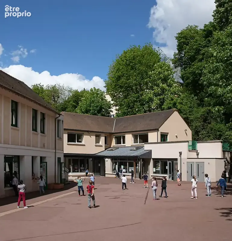 La Celle-Saint-Cloud (78) - Maison de prestige avec abris box chevaux - photo 24