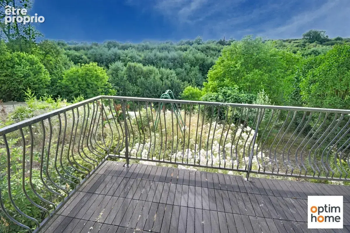 Maison de plain pied sureleve - vue degagee - terrain 12 ares 37 - photo 2