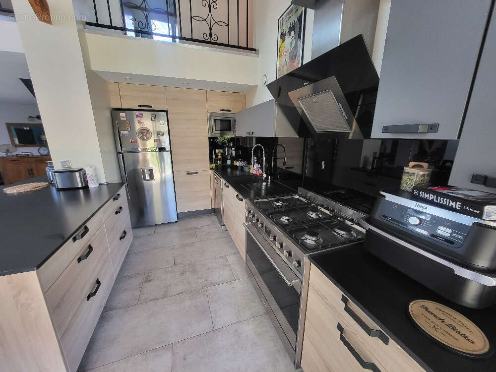 Maison à PONT-DE-VEYLE