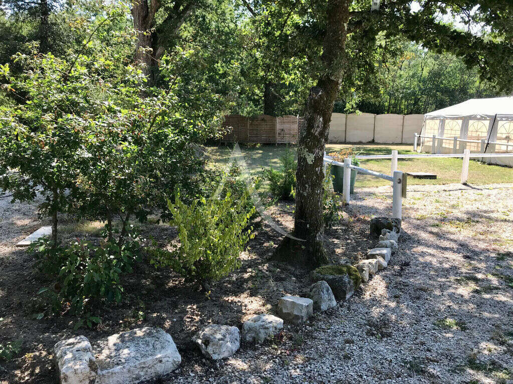 Maison à JOUY-LE-POTIER