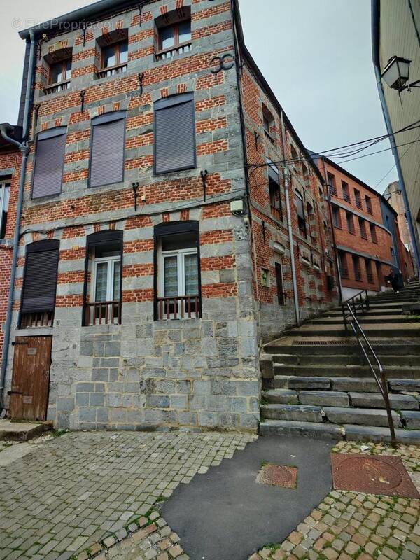 Photo 1 - Appartement à AVESNES-SUR-HELPE