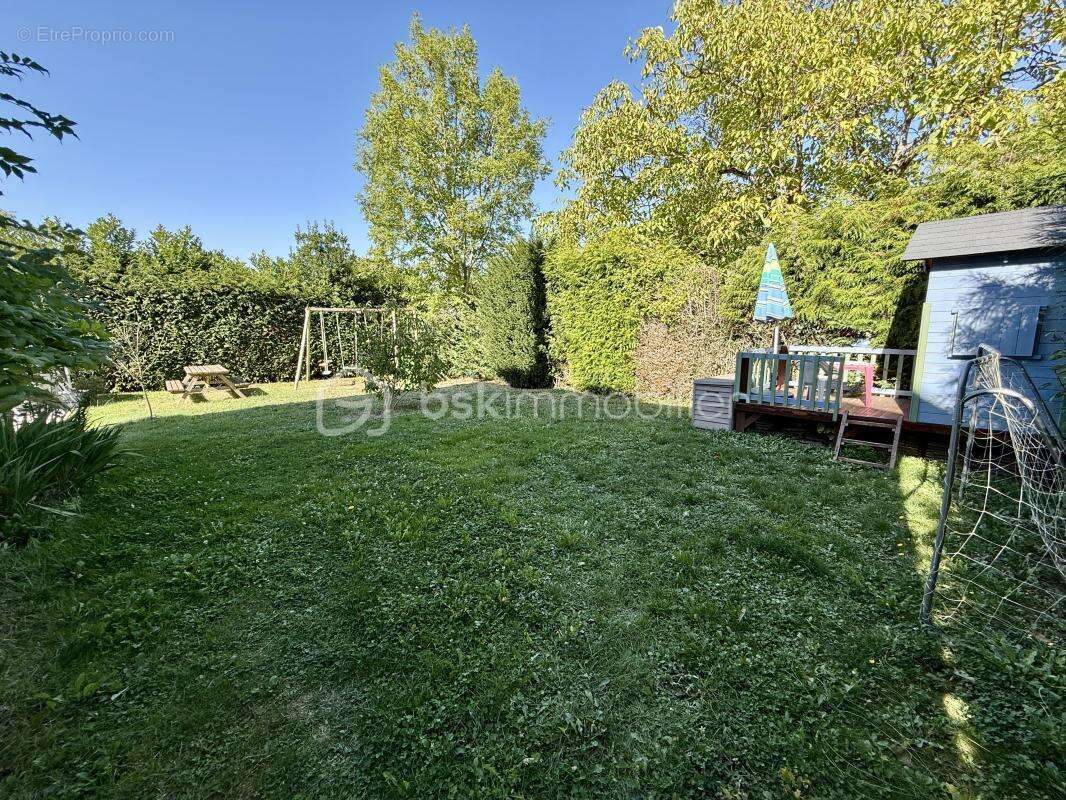 Maison à SAINT-PIERRE-DU-PERRAY