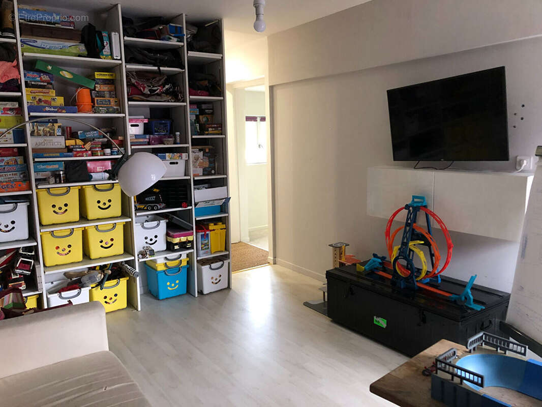 Maison à SAINT-CYR-SUR-MORIN