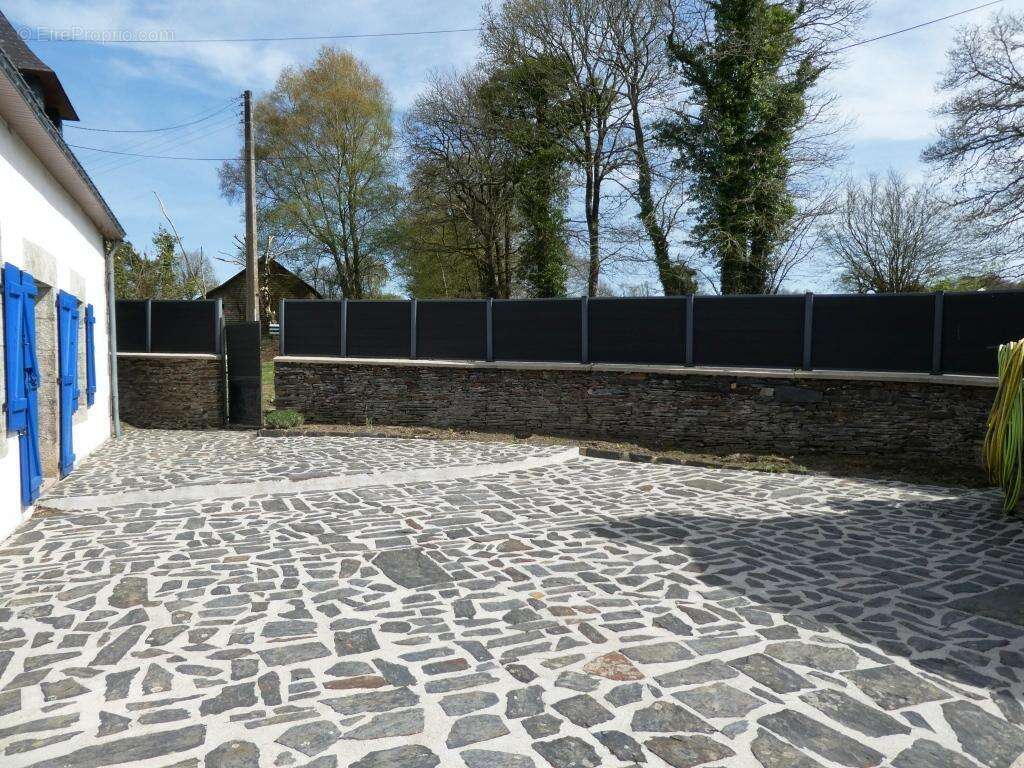 Maison à SAINTE-BRIGITTE