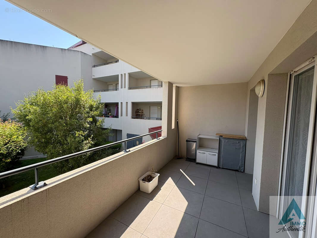 Bel appartement Type 2 résidence récente Terrasse  2 parkings - photo 7