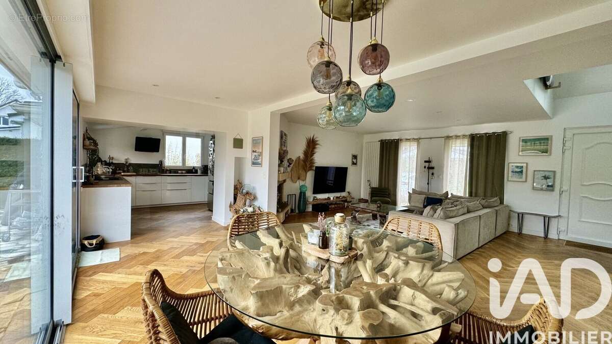 Photo 5 - Maison à LESIGNY