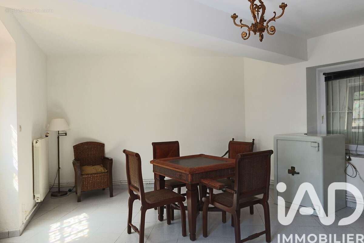 Maison 230 m² à Bazet  - photo 9
