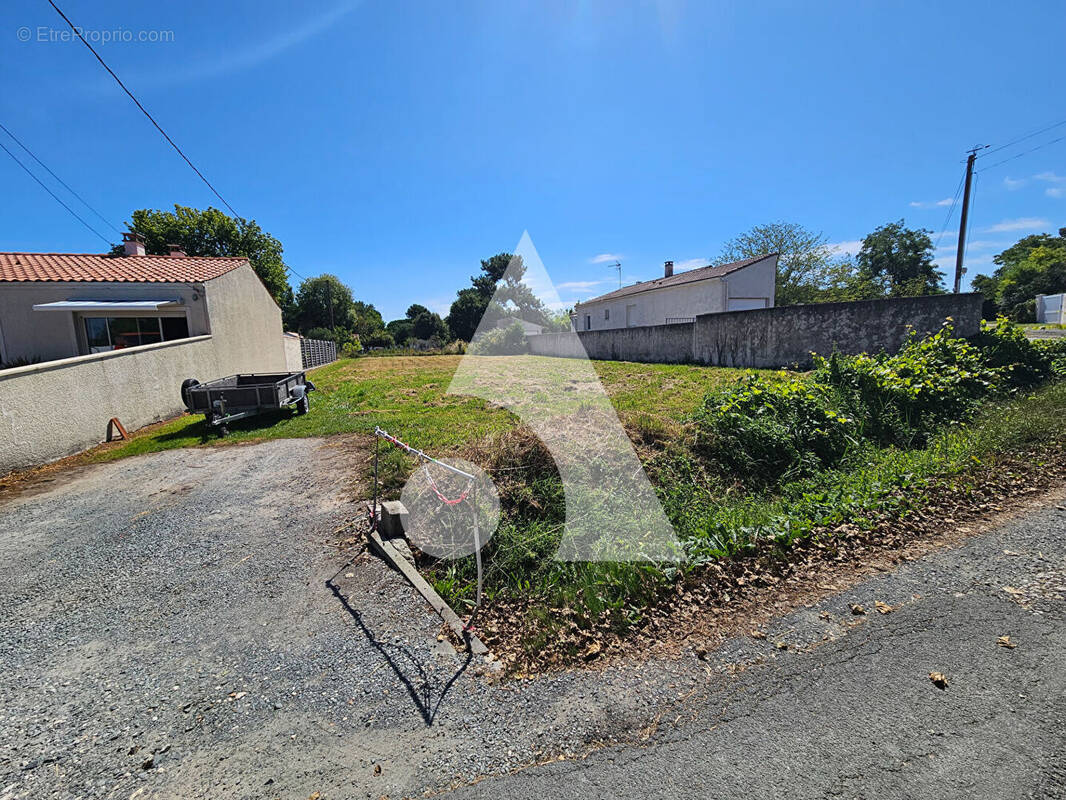 Terrain à LA TREMBLADE