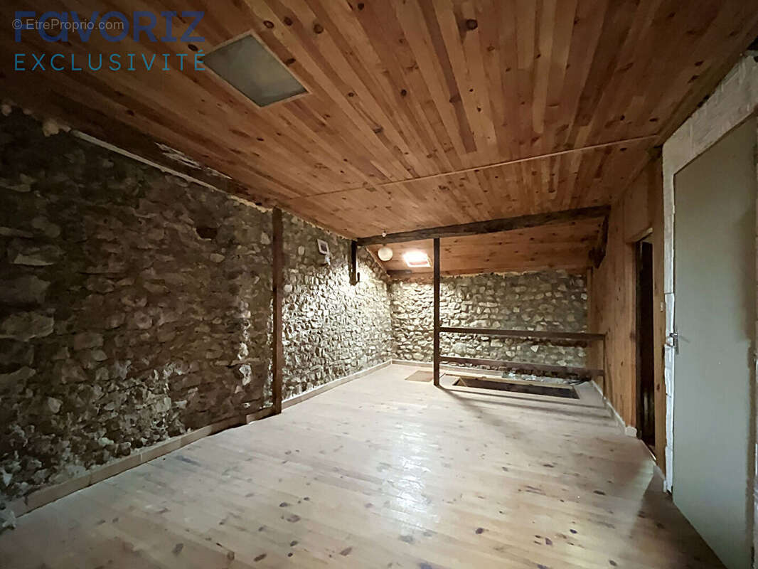Villa Domremy-La-Pucelle 6 pièces 320 m2 - photo 11