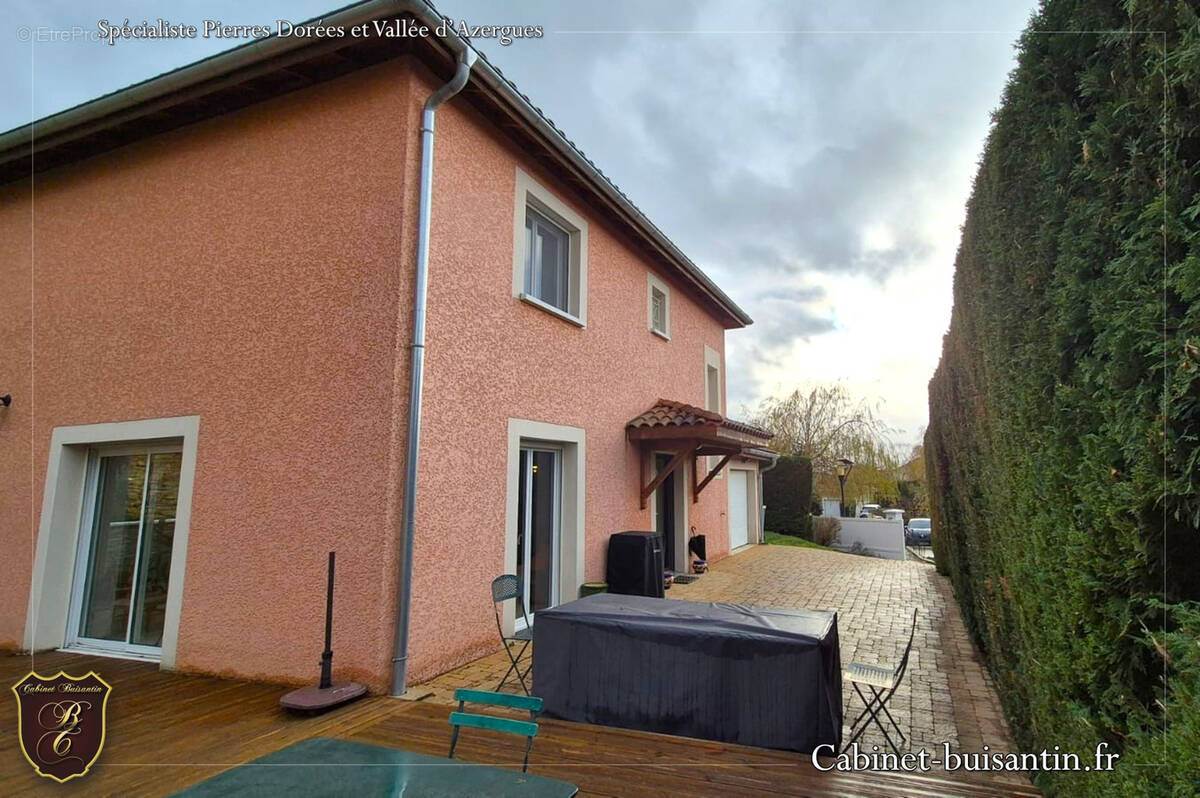 Maison à LE BOIS-D'OINGT