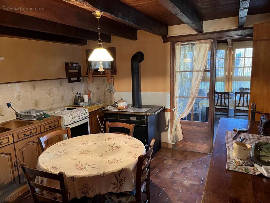 Maison à LATHUS-SAINT-REMY