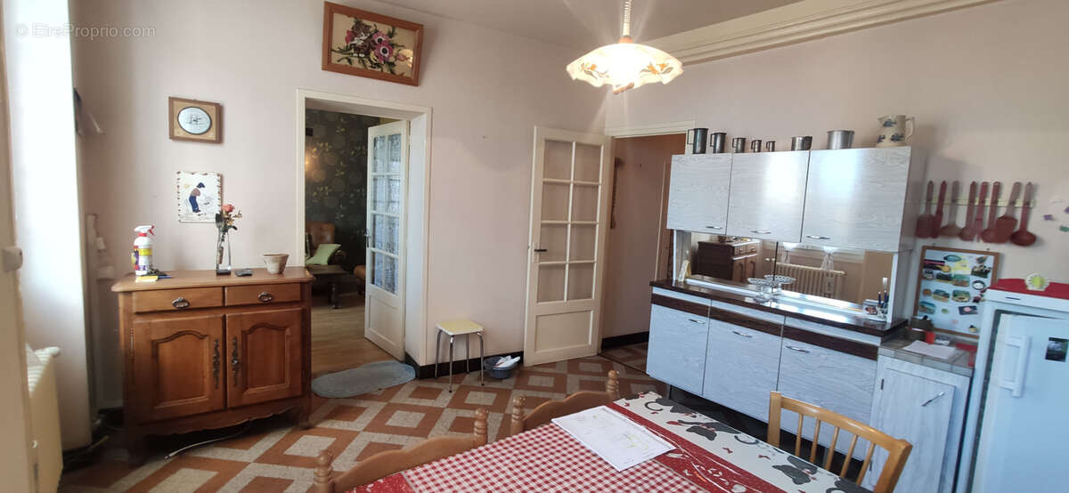 Appartement à SAINT-LAURENT-NOUAN