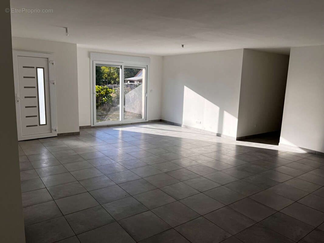 Maison à LA CHARITE-SUR-LOIRE