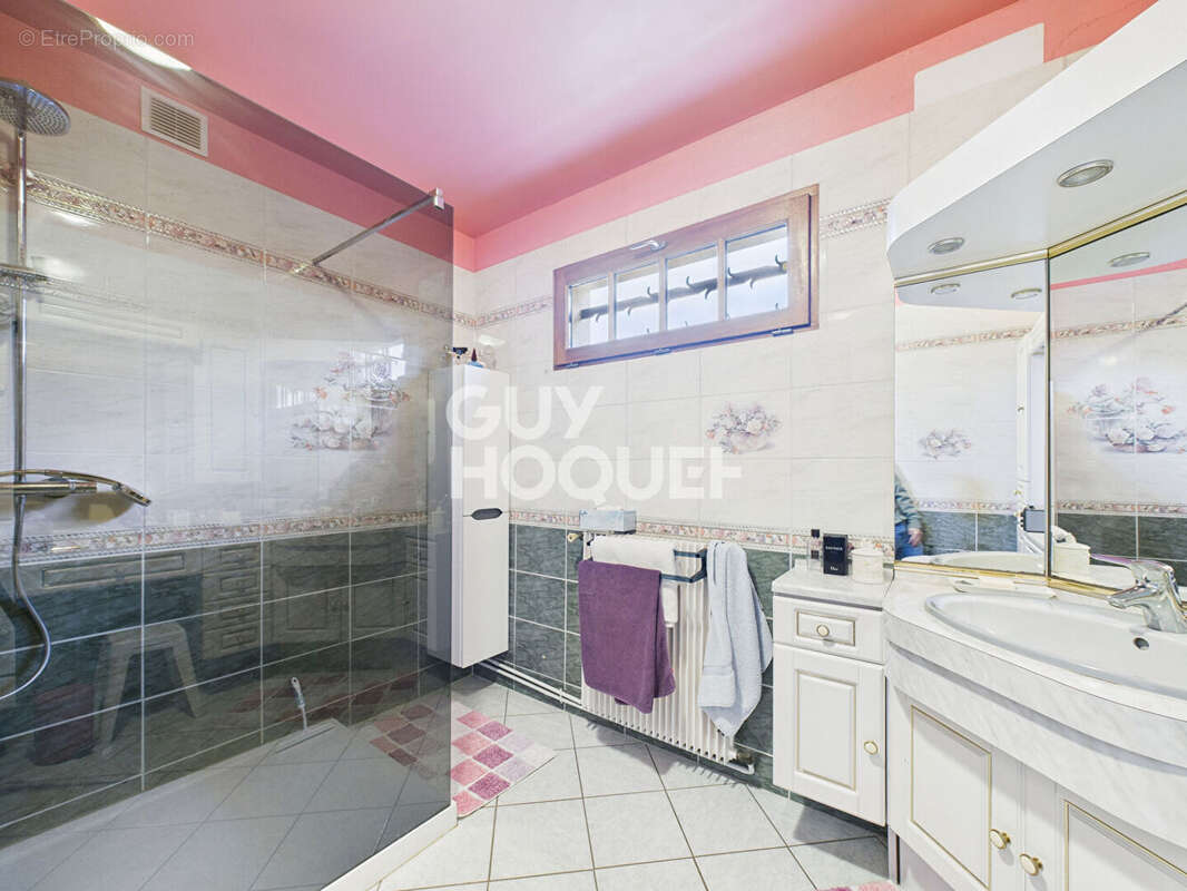 Maison à LE THUIT-SIGNOL