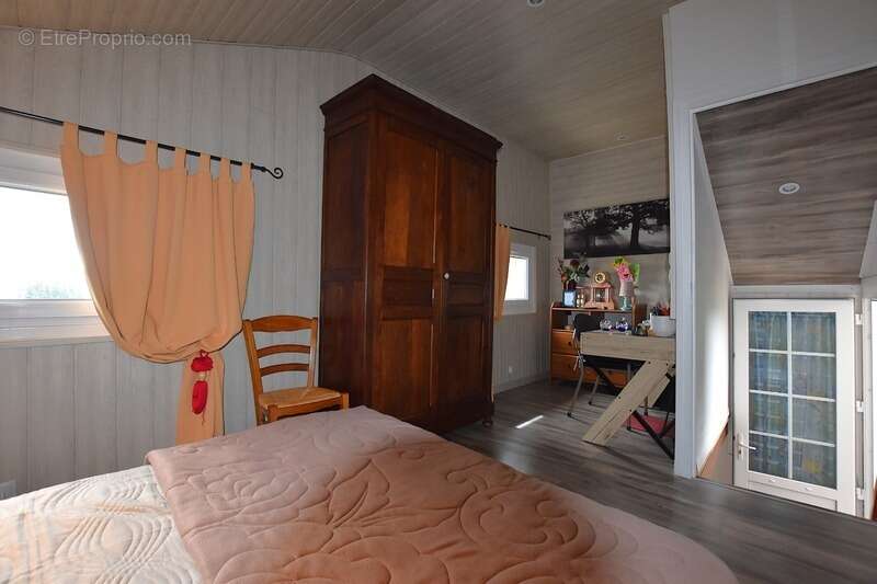 85 m² - maison de caractère - St Genest Malifaux - parc exceptionnel - photo 21