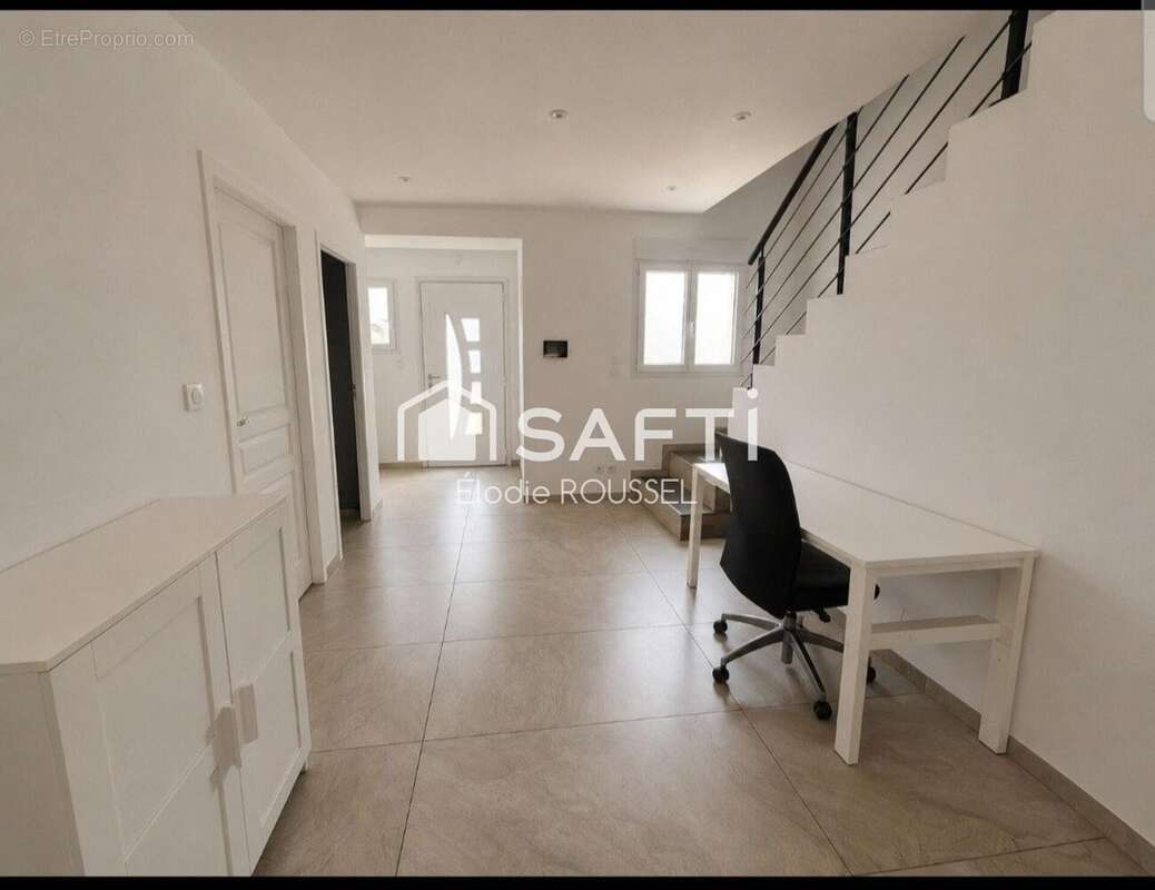 Maison 145 m² à Val-De-Reuil  - photo 3