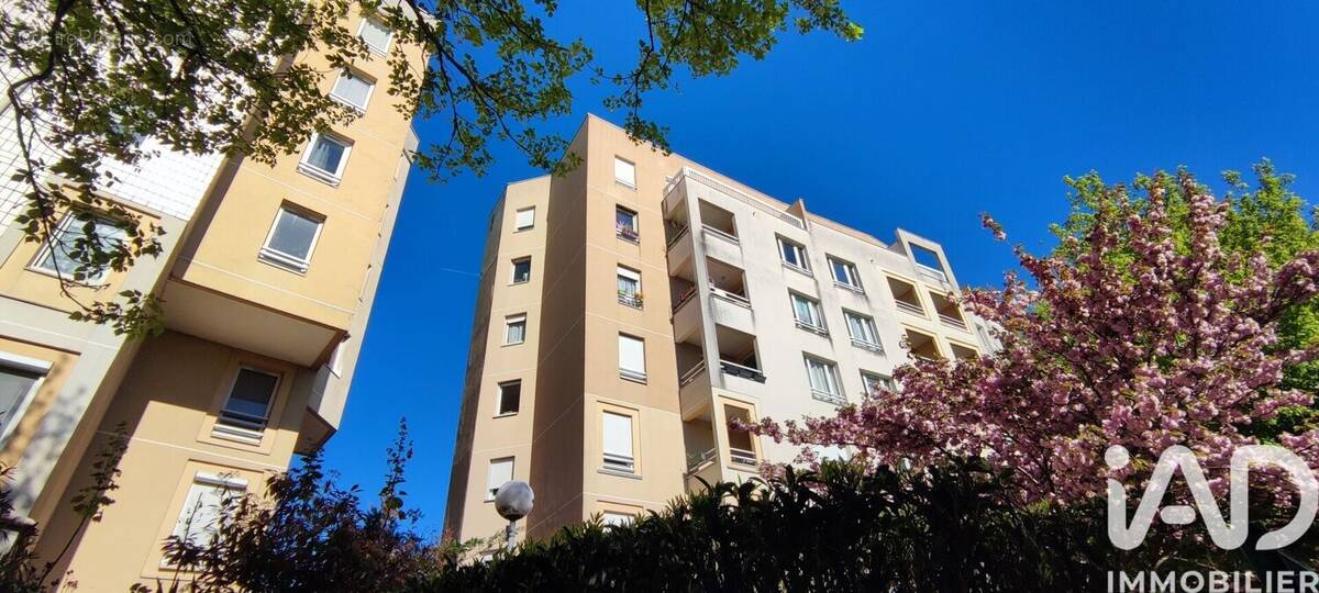 Photo 1 - Appartement à TORCY