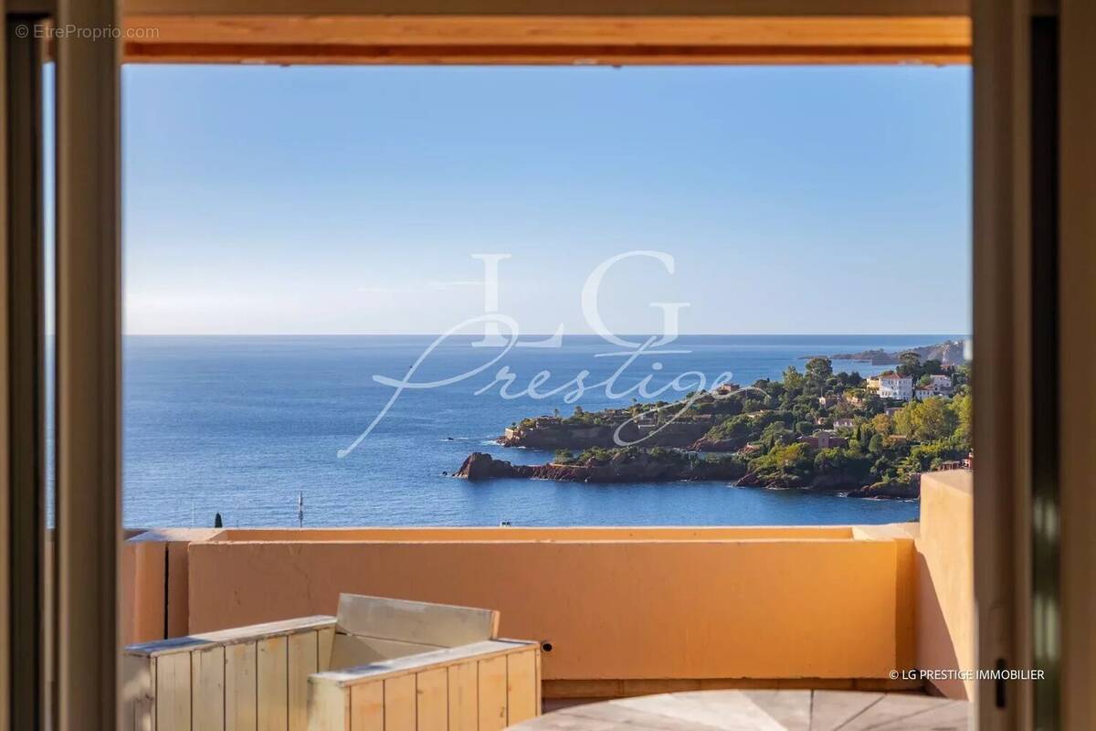 Maison à THEOULE-SUR-MER