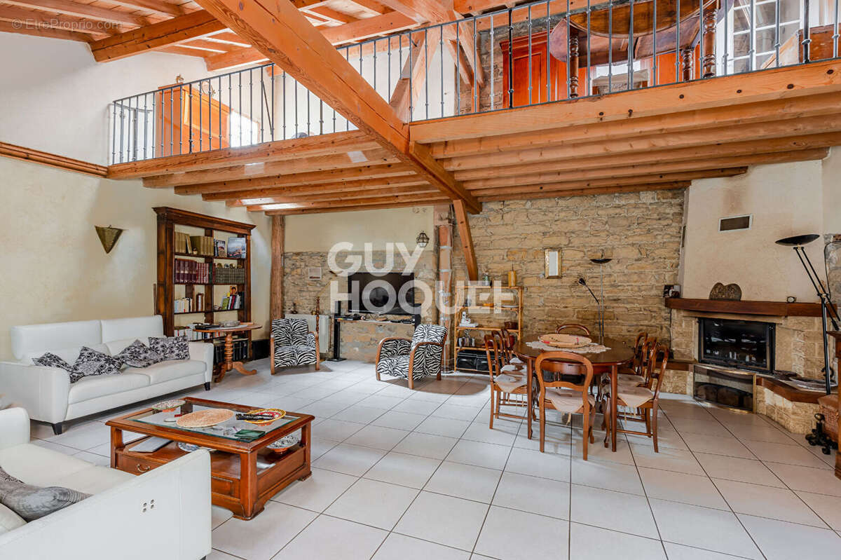 Maison à LYON-4E