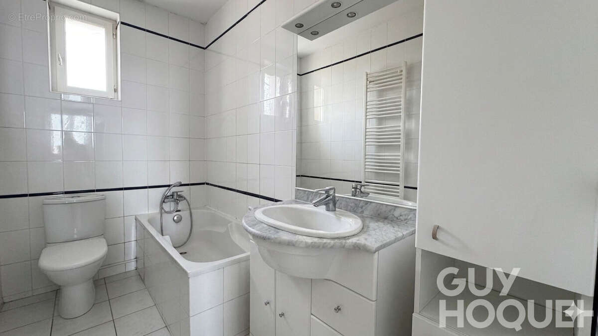 Appartement 3 pièces  65 m²  Versailles Notre-Dame - photo 6