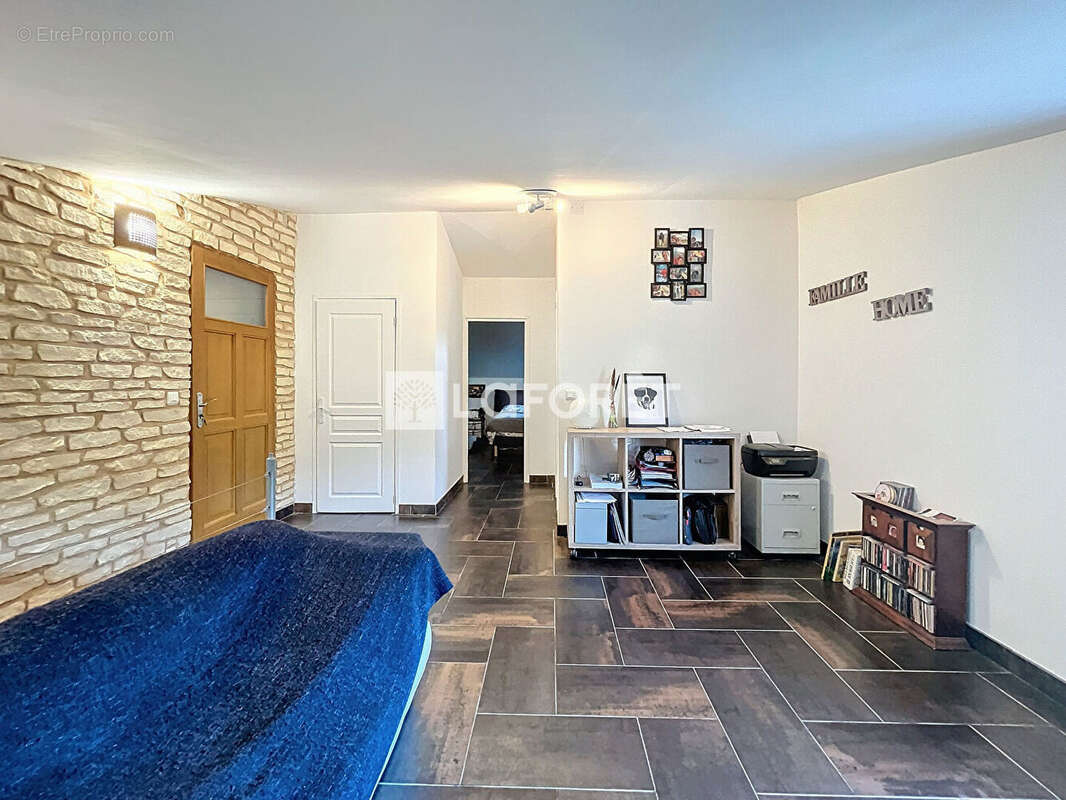 Maison à CAUSSES-ET-VEYRAN