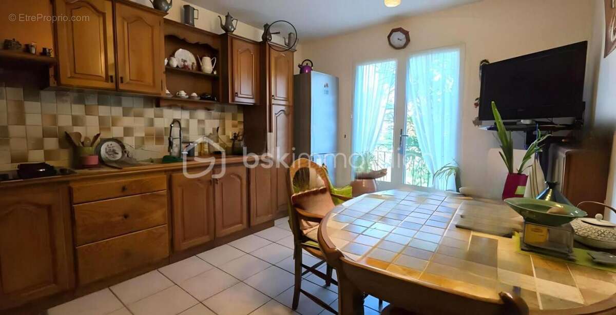 Maison à SAINT-PANDELON