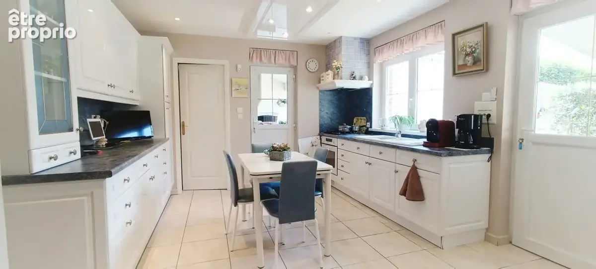 Maison 145 m² à Tourcoing  - photo 6