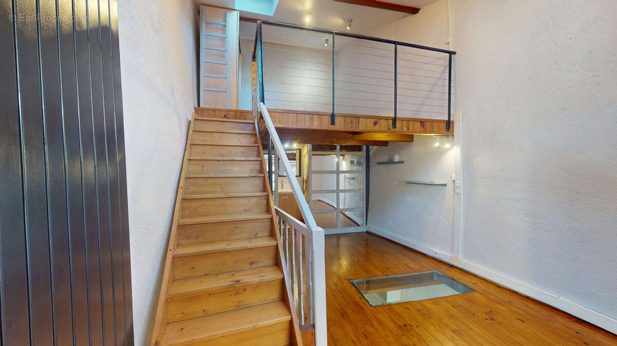 Maison 60 m² à Vals-Pres-Le-Puy  - photo 2