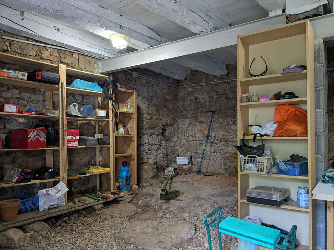 Maison en pierre avec dépendance - photo 10
