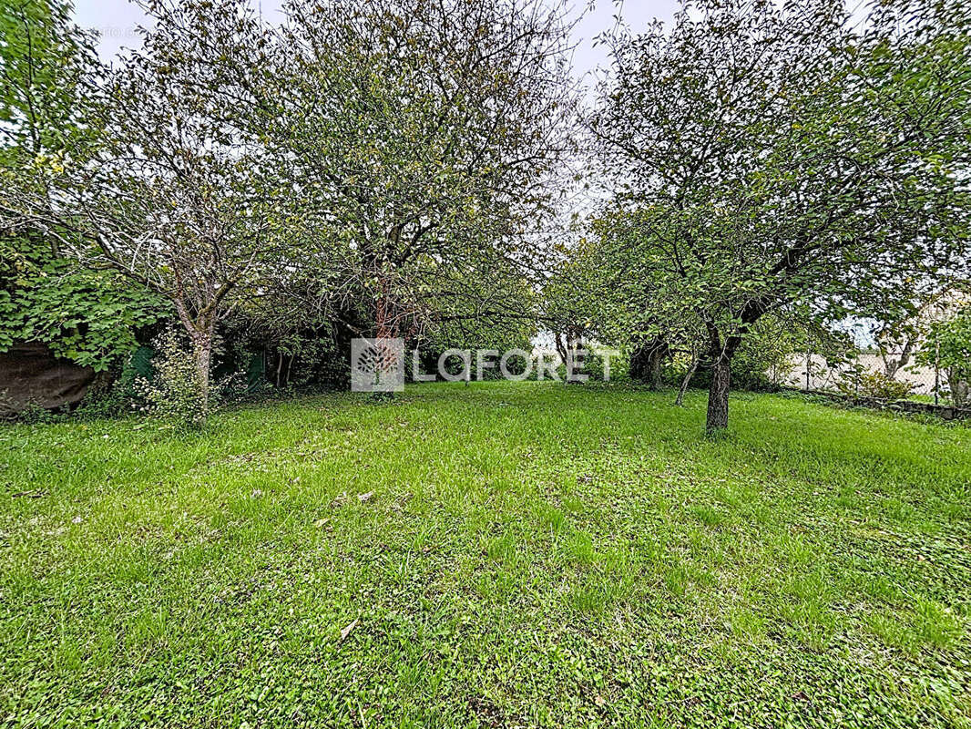 Maison à LOISY-SUR-MARNE