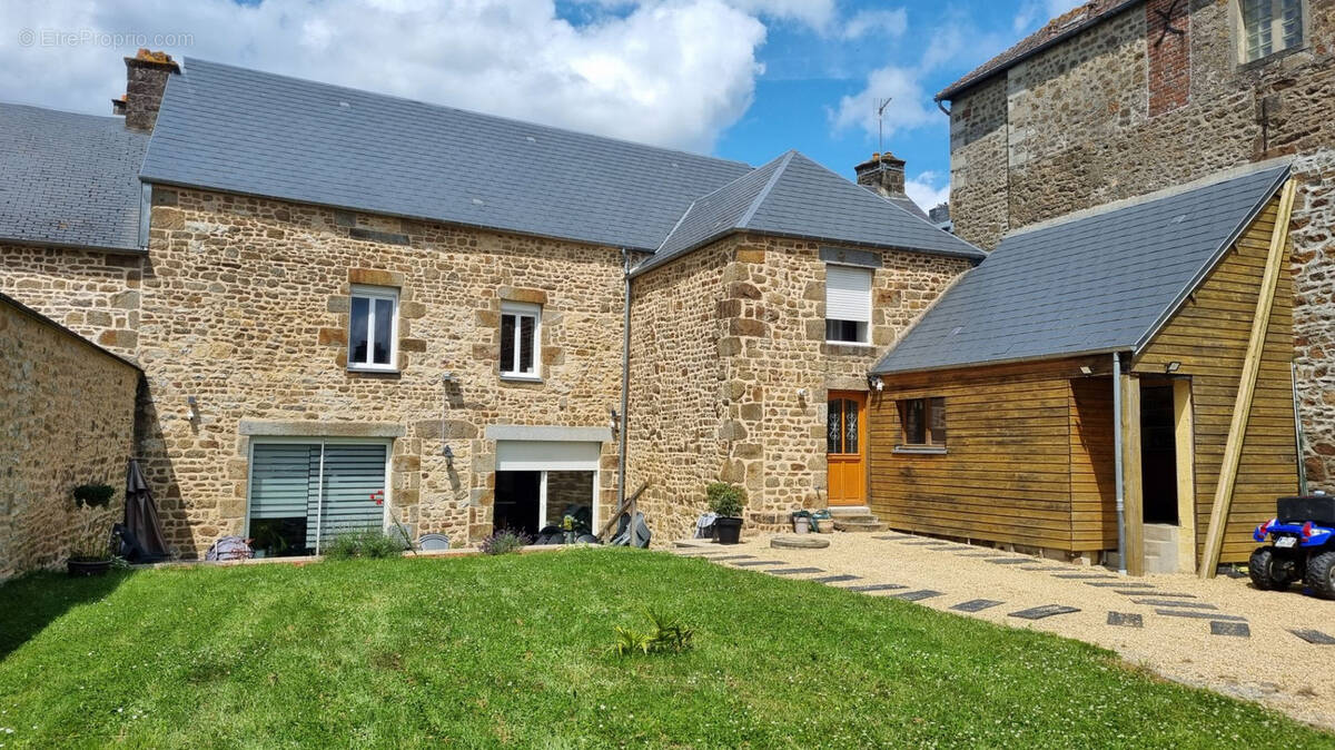 Maison à LA FERTE-MACE